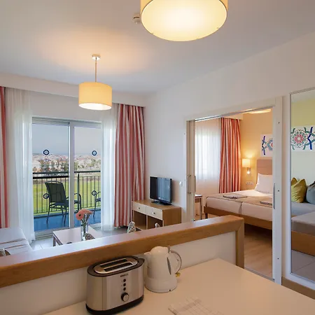 Sunwing By Barut 酒店 4*